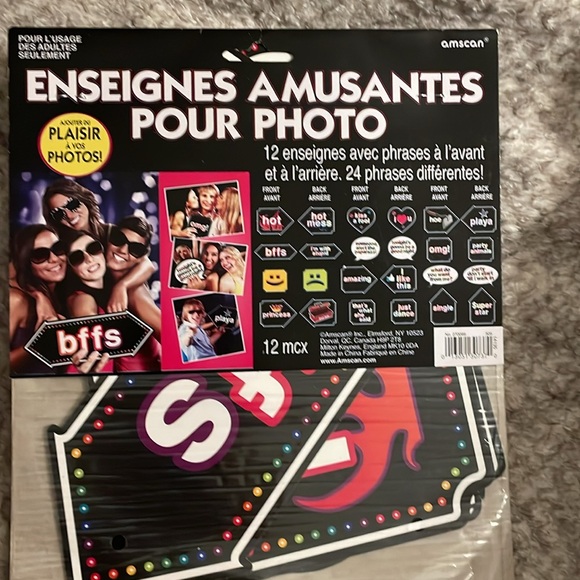 Photo Fun Signs - Picture 2 of 3